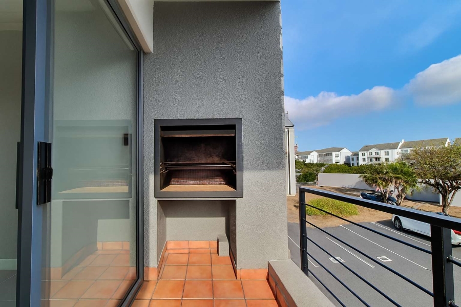 To Let 2 Bedroom Property for Rent in Royal Ascot Western Cape